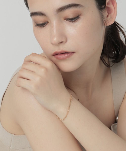 PAS TIERRA（パティエラ）の「－Chaine－ 喜平ショートチェーンブレスレット（ブレスレット・レディース・シルバー/イエローゴールド・FREE）」の5枚目の写真