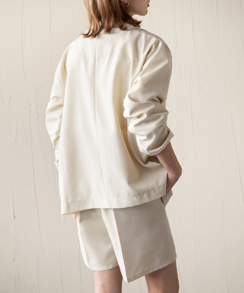 Chillfar（チルファー）の「カラーシャツジャケット（テーラードジャケット・レディース・ブラック/オレンジ/グリーン/アイボリー/マスタード/グレイッシュベージュ・FREE）」の17枚目の写真