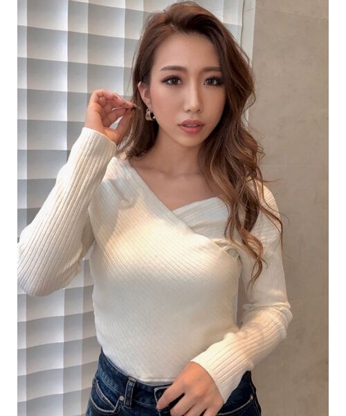 RESEXXY(リゼクシー)の「Vネックニット(ニット/セーター・レディース・ブラック・FREE)」の10枚目の写真