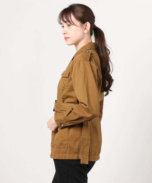 audrey and john wad（オードリーアンドジョンワッド）の「Audrey and John Wad(オードリーアンドジョンワッド)  サファリジャケット /H2502（ミリタリージャケット・レディース・ベージュ・FREE）」の4枚目の写真