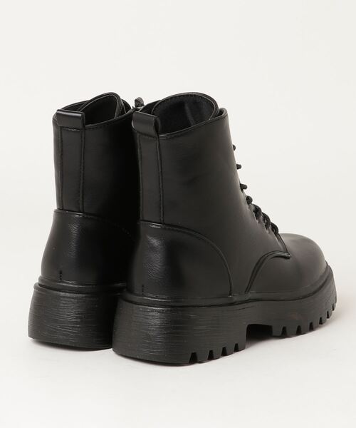 SFW（エスエフダブリュー）の「PUレザーカジュアルシューズ  編み上げブーツ（ブーツ・レディース・ホワイト/ブラック・38/39/35/36/37/40）」の8枚目の写真