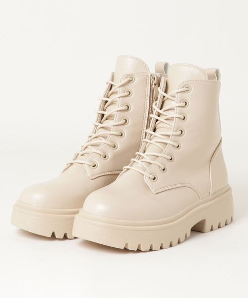 SFW（エスエフダブリュー）の「PUレザーカジュアルシューズ  編み上げブーツ（ブーツ・レディース・ホワイト/ブラック・38/39/35/36/37/40）」の7枚目の写真