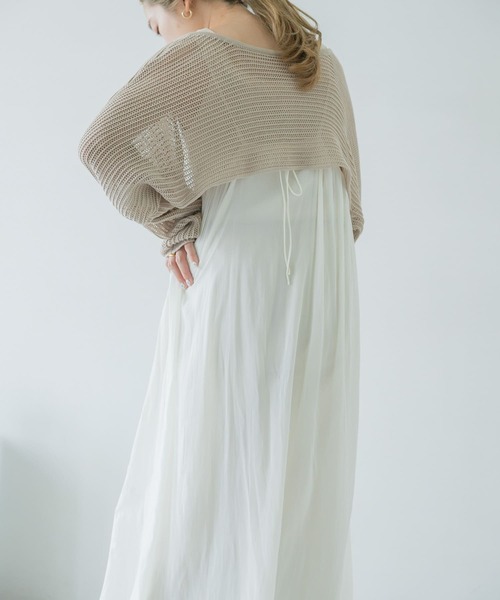 ITEMS URBANRESEARCH（アイテムズ アーバンリサーチ）の「シアーフレアキャミソールワンピース（ワンピース・レディース・モカ/チャコールグレー/オフホワイト・FREE）」の18枚目の写真