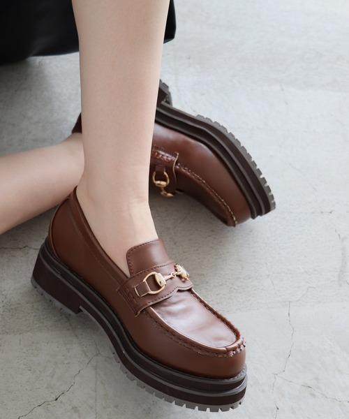 EVOL(イーボル)の「【EVOL】 ビットローファー IR9597(ローファー・レディース・ブラック/ブラウン・22.5cm/23.5cm/24.5cm/23.0cm/24.0cm/22.0cm)」の1枚目の写真