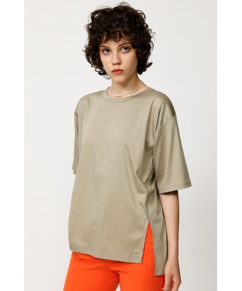 SLY(スライ)の「OVER SIZE SLIT T/SH オーバーサイズスリット Tシャツ(Tシャツ/カットソー・レディース・ホワイト/ブラック/ベージュ/グリーン・FREE)」の1枚目の写真