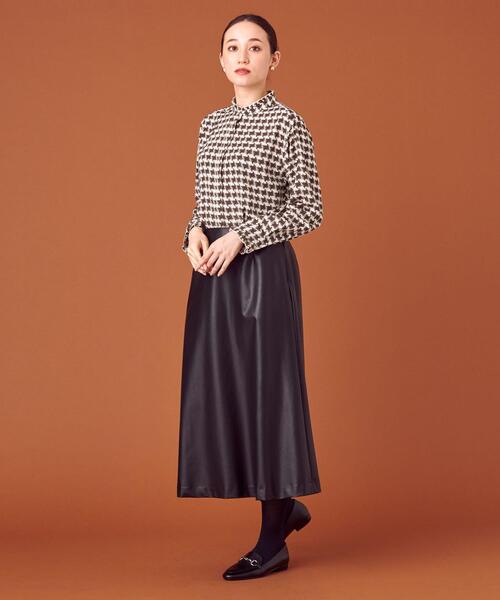 closet story(クローゼットストーリー)の「<closet story(クローゼットストーリー)>フェイクレザー フレア マキシスカート(スカート・レディース・ブラック/ベージュ・FREE)」の7枚目の写真