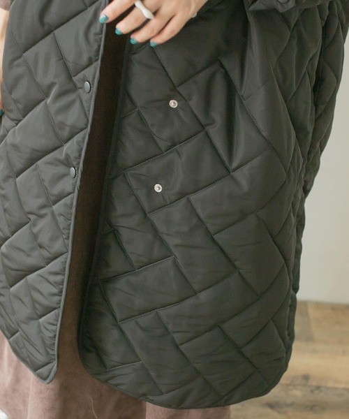 ITEMS URBANRESEARCH（アイテムズ アーバンリサーチ）の「中綿キルティングフードコート（モッズコート・レディース・ベージュ/ブラック/カーキ・FREE）」の14枚目の写真