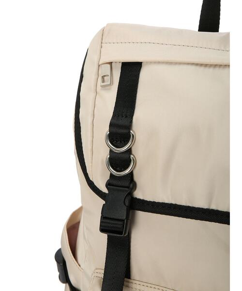 Honey Salon（ハニーサロン）の「ロングベルトビッグリュック（バックパック/リュック・レディース・ライトベージュ/ブラック・FREE）」の15枚目の写真