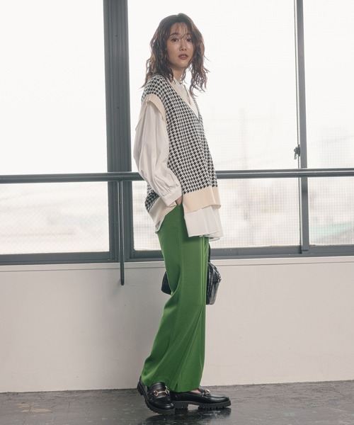 GLOBAL WORK（グローバルワーク）の「メルティーガラニットベスト/957978（ベスト・レディース・ブラック/ベージュ/その他・FREE）」の12枚目の写真