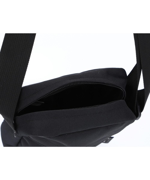 styles(スタイルス)の「Carhartt PAYTON SHOULDER POUCH I027527(ショルダーバッグ・メンズ・ブラック/ベージュ・ONE SIZE)」の18枚目の写真