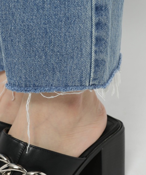 PAGEBOY(ページボーイ)の「テーラージーンズ(デニムパンツ・レディース・インディゴブルー/サックスブルー・26inch/25inch)」の17枚目の写真