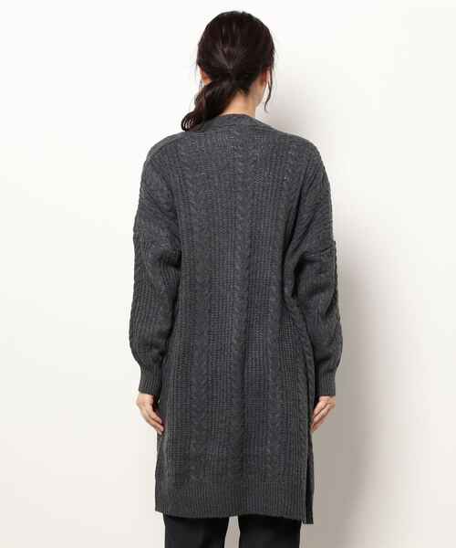 LUGG NAGG（ラグナグ）の「ざっくりニットミドルガウン（カーディガン/ボレロ・レディース・グレー/オフホワイト・M）」の4枚目の写真