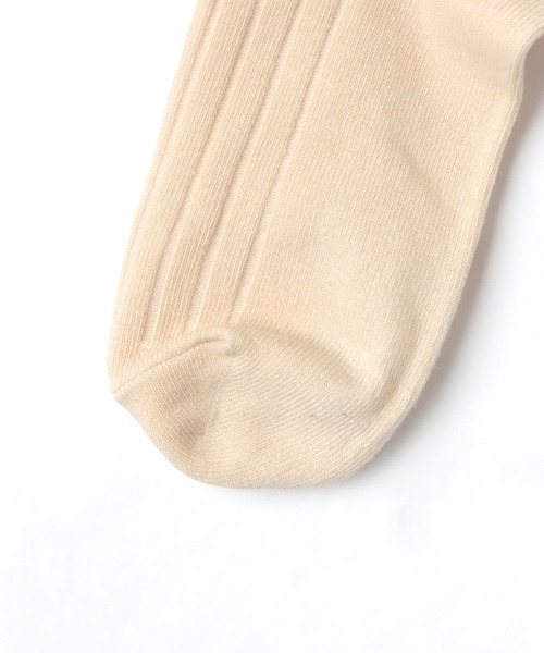 andme(アンドミー)の「ベーシックリブクルーソックス(ソックス/靴下・レディース・オフホワイト/チャコールグレー/ベージュ/ブラック/レッド/パープル/ライム/ブルー/オレンジ・23-25cm)」の13枚目の写真