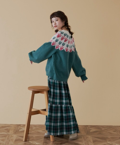 MERLOT（メルロー）の「チューリップニット（ニット/セーター・レディース・グリーン/ワインレッド/イエロー/ネイビー・FREE）」の11枚目の写真