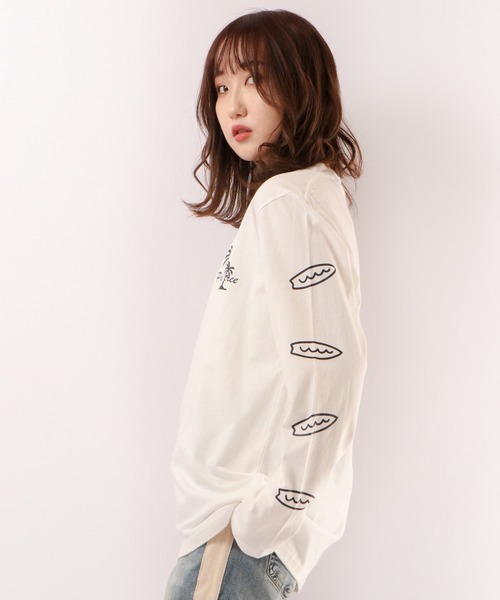 FUNALIVE(ファンアライブ)の「ビーチロゴプリントロングtシャツ(Tシャツ/カットソー・メンズ・ホワイト/ブラック/ベージュ・L/S/M)」の7枚目の写真