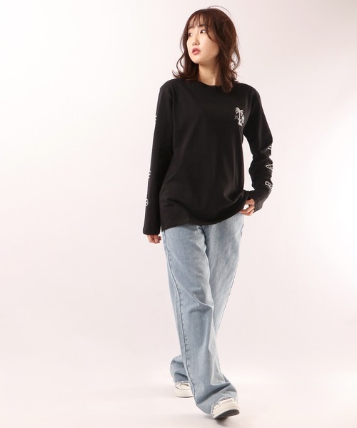 FUNALIVE(ファンアライブ)の「ビーチロゴプリントロングtシャツ(Tシャツ/カットソー・メンズ・ホワイト/ブラック/ベージュ・L/S/M)」の18枚目の写真