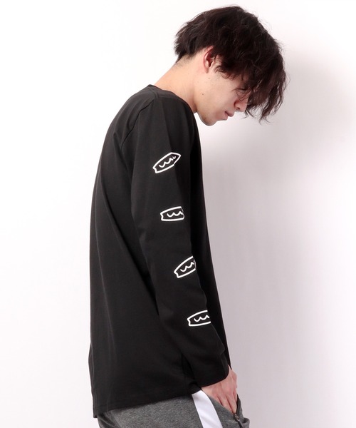 FUNALIVE(ファンアライブ)の「ビーチロゴプリントロングtシャツ(Tシャツ/カットソー・メンズ・ホワイト/ブラック/ベージュ・L/S/M)」の22枚目の写真