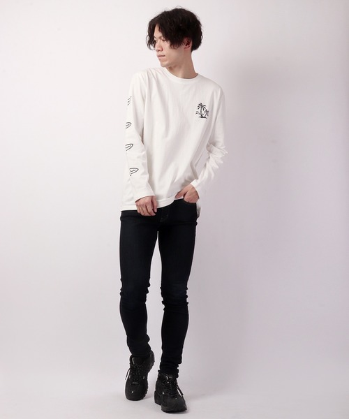 FUNALIVE(ファンアライブ)の「ビーチロゴプリントロングtシャツ(Tシャツ/カットソー・メンズ・ホワイト/ブラック/ベージュ・L/S/M)」の14枚目の写真