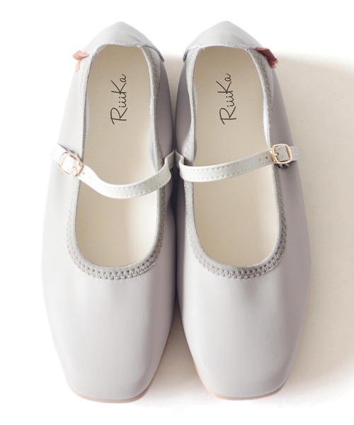 RiiiKa（リーカ）の「【RiiiKa/リーカ】柔らか甲ストラップシューズ（パンプス・レディース・ブラック/グレー/アイボリー/ブラウン系その他・23/24/22.5/24.5/23.5）」の7枚目の写真