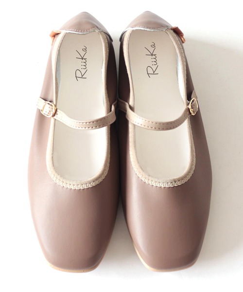 RiiiKa（リーカ）の「【RiiiKa/リーカ】柔らか甲ストラップシューズ（パンプス・レディース・ブラック/グレー/アイボリー/ブラウン系その他・23/24/22.5/24.5/23.5）」の8枚目の写真