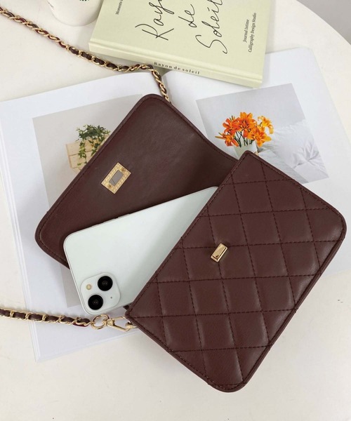 moment+(モーメントプラス)の「フェイクレザーキルティング チェーンショルダーバッグ(ショルダーバッグ・レディース・ブラック/オフホワイト/オレンジ/グリーン/アイボリー/ブルー/ベージュ/ボルドー/ブラウン・FREE)」の10枚目の写真