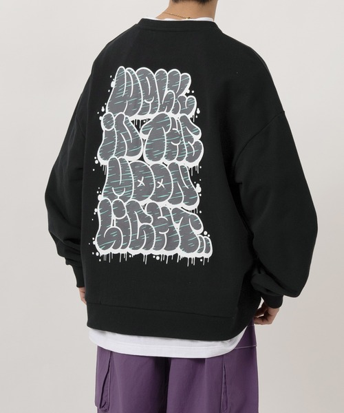 SlashDate（スラッシュデイト）の「ドロップショルダーグラフィックロゴスウェット/ビッグシルエット/バックプリント（スウェット・メンズ・アッシュグレー/ブラック/サックスブルー/イエロー/グリーン/グレー系その他・M/L）」の3枚目の写真