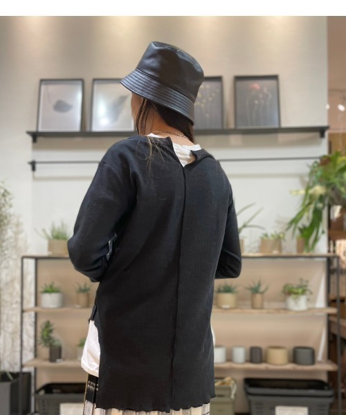 DROIT BELLO（ドロイトベロ）の「DROIT BELLO (ドロイトベロ) メロー切り替えカットソープルオーバー（Tシャツ/カットソー・レディース・ブラック/オフホワイト・FREE）」の17枚目の写真