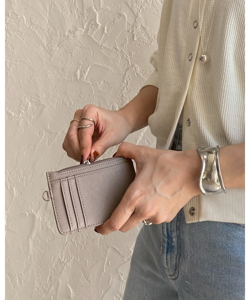 She's Closet（シーズクローゼット）の「フェイクレザーキーリング付き薄型カードケース/パスケースミニ財布（カードケース・レディース・ライトブルー/ブラック/ネイビー/ピンク/グレイッシュベージュ/ブルーグレー/ピンクベージュ・FREE）」の11枚目の写真