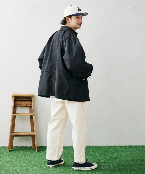 JOURNAL STANDARD relume（ジャーナルスタンダード　レリューム）の「CALIFORNIA フーデッド ショートモッズコートブルゾン（ブルゾン・メンズ・ブラック/カーキ/ナチュラル・MEDIUM/LARGE）」の8枚目の写真