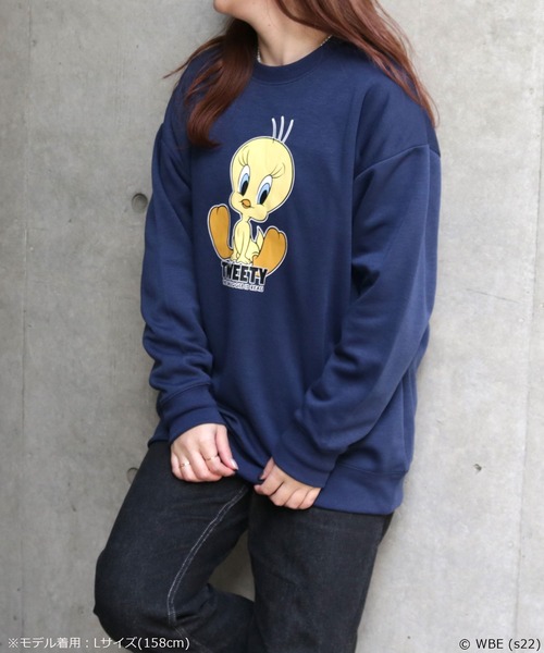 ACCOMMODE（アコモデ）の「ルーニー・テューンズ /ポンチBIGクルートレーナー（ウィメンズ）（スウェット・レディース・ネイビー/ベージュ・M）」の7枚目の写真