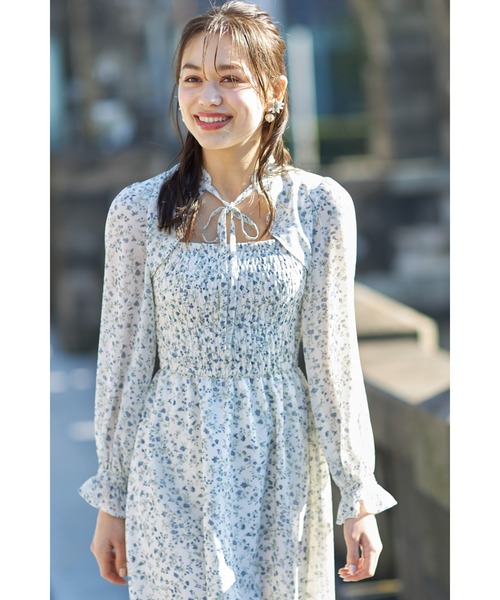 ZOZO限定】りぼん付きスタンドカラー胸元シャーリングキャンディー