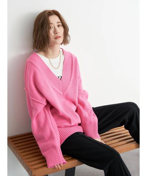 earth music&ecology(アースミュージックアンドエコロジー)の「ルーズVネックニットプルオーバー*(ニット/セーター・レディース・ピンク/ライトベージュ/ライトブルー・FREE)」の20枚目の写真