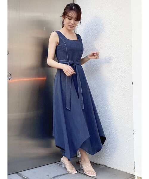 dazzlin（ダズリン）の「スクエアステッチフレアワンピース（ワンピース・レディース・イエロー/グリーン/インディゴブルー/ベージュ・SMALL/MEDIUM）」の3枚目の写真