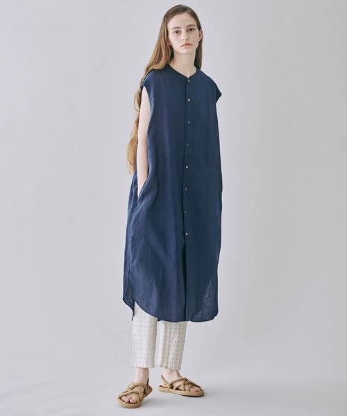 GYMPHLEX(ジムフレックス)の「Gymphlex | フランダースリネン ノースリーブワンピース WOMEN(ワンピース・レディース・ブラック/ネイビー・14)」の2枚目の写真