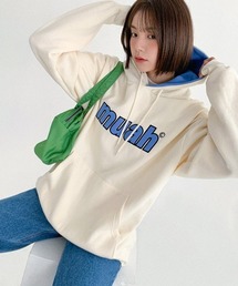 A'GEM/9 × .kom『muah muah/ムーアムーア』SIGNATURE COMBI LOGO HOODIE/シグネチャーコンビロゴ プルオーバーパーカー
