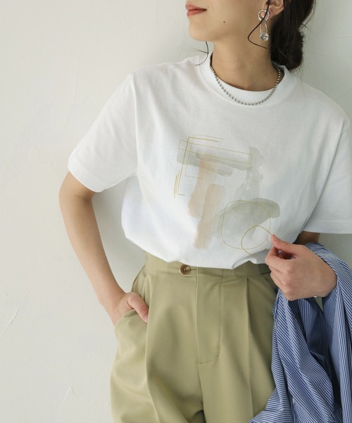 HER CLOSET(ハークローゼット)の「【HERCLOSET】5.6オンスニュアンスプリントTシャツ(Tシャツ/カットソー・レディース・ホワイト/ホワイト系その他/ホワイト系その他2/ホワイト系その他3・S/M)」の2枚目の写真