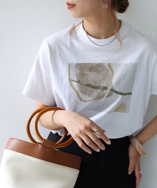 HER CLOSET(ハークローゼット)の「【HERCLOSET】5.6オンスニュアンスプリントTシャツ(Tシャツ/カットソー・レディース・ホワイト/ホワイト系その他/ホワイト系その他2/ホワイト系その他3・S/M)」の4枚目の写真