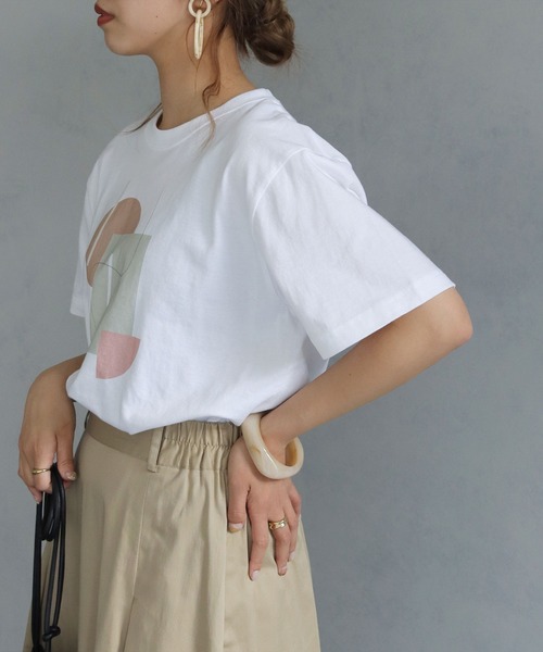 HER CLOSET(ハークローゼット)の「【HERCLOSET】5.6オンスニュアンスプリントTシャツ(Tシャツ/カットソー・レディース・ホワイト/ホワイト系その他/ホワイト系その他2/ホワイト系その他3・S/M)」の6枚目の写真