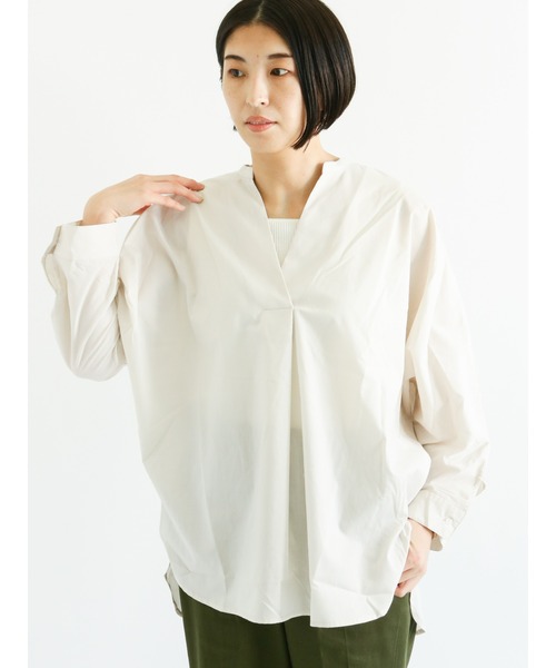 Lugnoncure（ルノンキュール）の「ドルマン袖スキッパーシャツ（シャツ/ブラウス・レディース・オフホワイト/グリーン/ベージュ・ﾌﾘ-）」の2枚目の写真