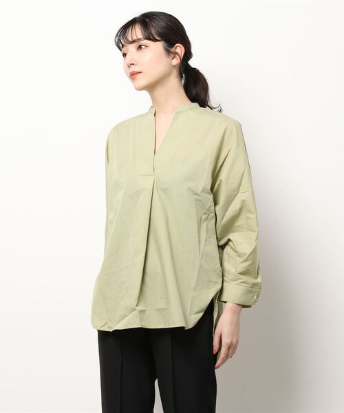 Lugnoncure（ルノンキュール）の「ドルマン袖スキッパーシャツ（シャツ/ブラウス・レディース・オフホワイト/グリーン/ベージュ・ﾌﾘ-）」の4枚目の写真