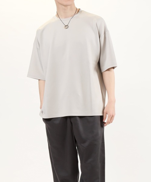 TopIsm(トップイズム)の「ワイドシルエット 接触冷感ストレッチクルーネックポンチカットソー(Tシャツ/カットソー・メンズ・ホワイト/ライトグレー/ライトブルー/ブラック/ライトピンク/グレイッシュベージュ・LL/M/L)」の9枚目の写真