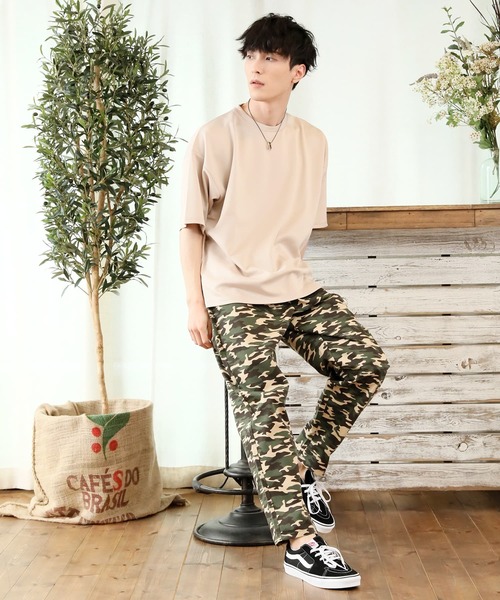 TopIsm(トップイズム)の「ワイドシルエット 接触冷感ストレッチクルーネックポンチカットソー(Tシャツ/カットソー・メンズ・ホワイト/ライトグレー/ライトブルー/ブラック/ライトピンク/グレイッシュベージュ・LL/M/L)」の12枚目の写真