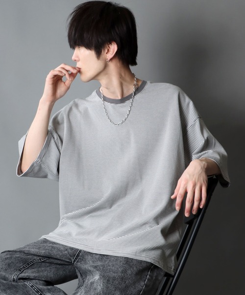 SITRY（シトリー）の「wide silhouette Heavy weight miclo border T-shirt/ワイドシルエット マイクロボーダー Ｔシャツ（Tシャツ/カットソー・メンズ・チャコールグレー/グリーン/ブラウン/ブラック・M/L）」の2枚目の写真