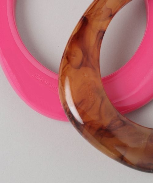JEANASIS（ジーナシス）の「フラットカラーバングル/273825（バングル/リストバンド・レディース・ピンク/ブルー/グリーン/クリア/ホワイト系その他/ブラウン系その他・FREE）」の12枚目の写真