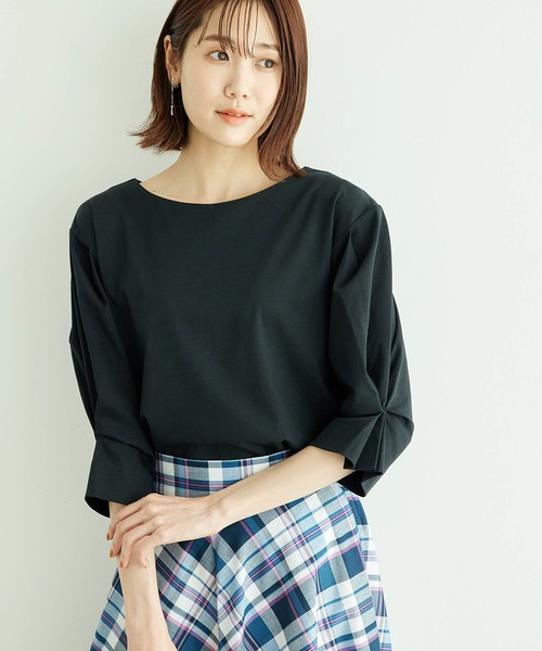 ROPE' PICNIC(ロペピクニック)の「2WAY/60シルケット袖タックプルオーバー(Tシャツ/カットソー・レディース・ブラック/ホワイト/サックスブルー/グリーン・38)」の2枚目の写真