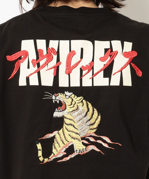AVIREX(アヴィレックス)の「ヘヴィオンス エンブロイダリー Tシャツ "アヴィレックス" / S/S HEAVY OZ EMBROIDERY T-SHIRT "アヴィレックス"(Tシャツ/カットソー・メンズ・オフホワイト/ブラック/モカ/オリーブ・X-LARGE/XX-LARGE/MEDIUM/LARGE)」の11枚目の写真