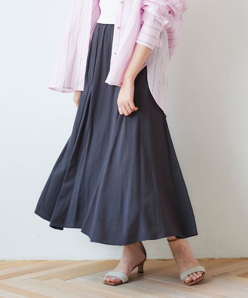 le.coeur blanc(ルクールブラン)の「リネンライクマーメイドスカート(スカート・レディース・パープル/ダークグレー/モカ/グリーン・38)」の2枚目の写真