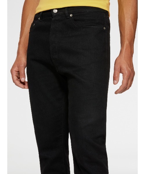 GOLDEN GOOSE（ゴールデングース）の「GOLDEN GOOSE Black denim back pocket print（デニムパンツ・メンズ・ブラック系その他・34inch/31inch/33inch）」の4枚目の写真