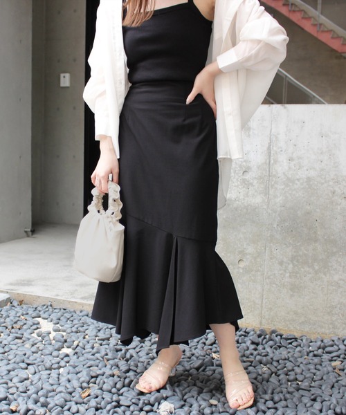 MLI'A（エムリア）の「リネンスリットマーメイドスカート（スカート・レディース・ブラック/ナチュラル/モカ・M）」の4枚目の写真