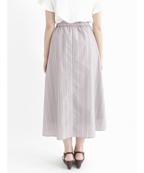 Te chichi(テチチ)の「織り柄ストライプフレアスカート(スカート・レディース・ネイビー/ブラウン・SMALL/MEDIUM)」の9枚目の写真